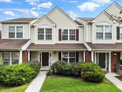 300 Willow Oak Dr