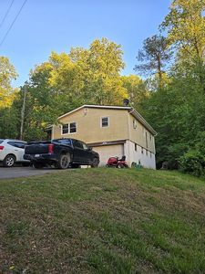 242 Lawson Dr