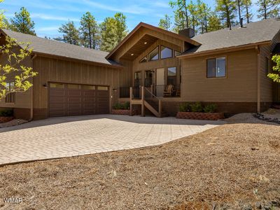 2380 Narrow Leaf Ln