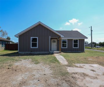 Property at 1901 E 3rd St, Sulphur, OK