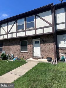 133 Bourbon Ct