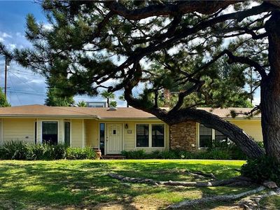 400 Eucalyptus Dr