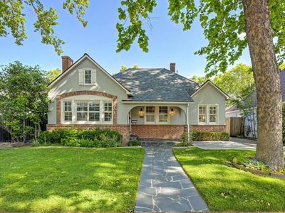 2509 8th Ave