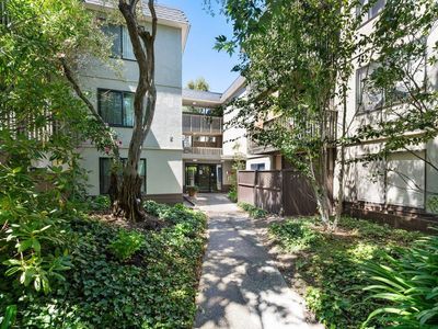 5143 Shelter Creek Ln