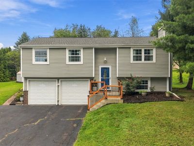 Property at 98 Sunridge Dr, Freedom, PA