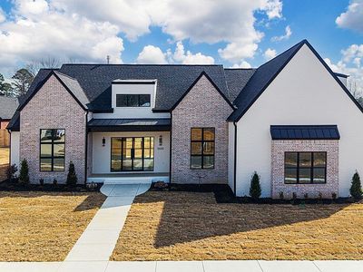 1600 Dolphin Dr