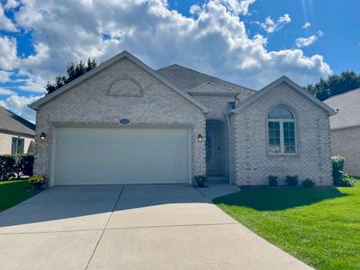 512 S Langlade Ct #19