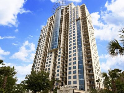 3333 Allen Pkwy UNIT 1805