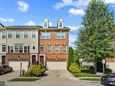 7412 Macon Dr