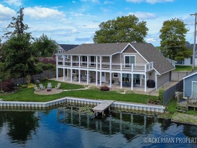 494 S Shore Dr