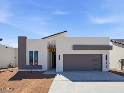 13972 Paseo Central Ave