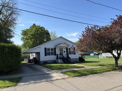 10 Alexander St #1