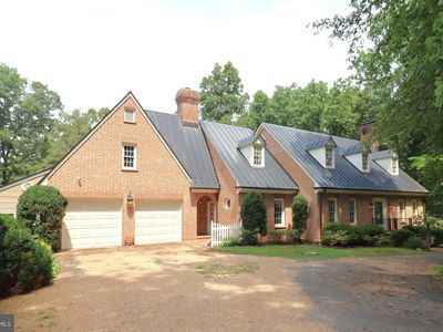 8000 Springhope Dr