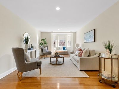 120 Wyllis Ave Unit 217