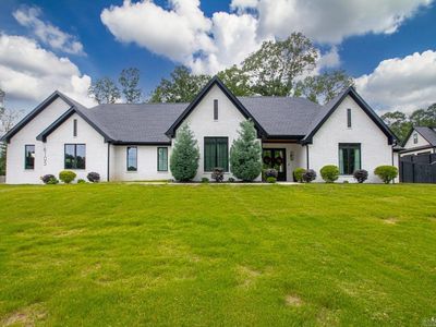 6105 Fait Rd