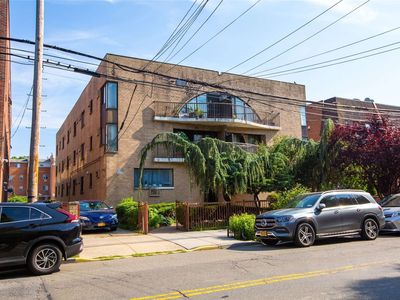 14726 Roosevelt Avenue UNIT 3D