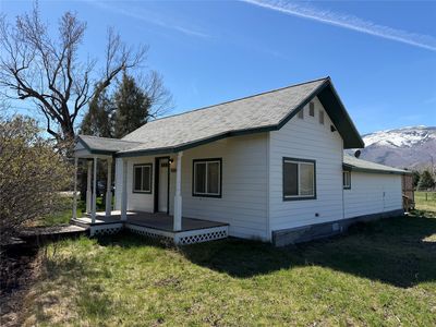 901 Sleeping Child Rd