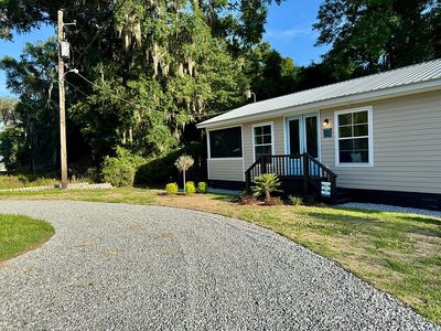 1076 Blue N Hall Rd SE