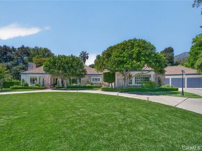 1437 Carmelita Pl