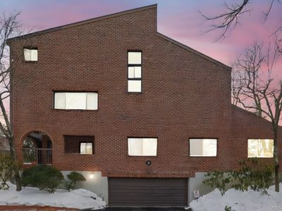 150 N Bedford Road #6D