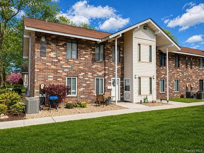 11 Sierra Court #11