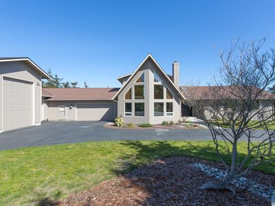 81 Bon Jon View Way