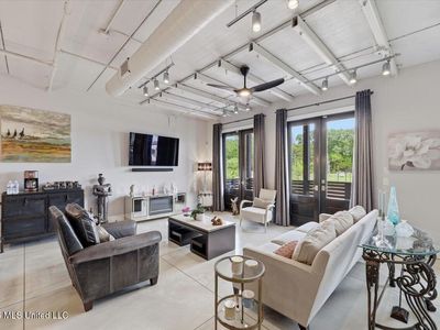 145 Republic St Unit 321