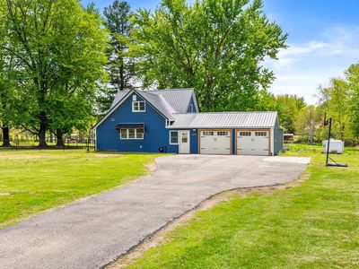 3825 W Old Road 30