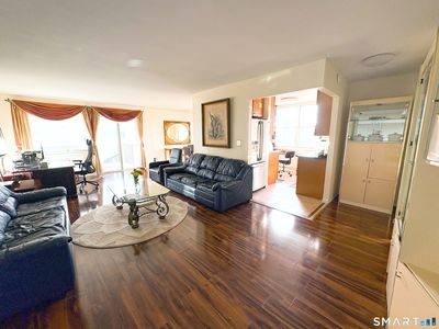 50 Glenbrook Road APT 9C