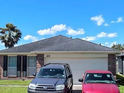 5231 Honeyvine Dr