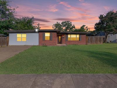 13521 Flagstone Ln