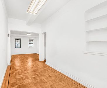 860 Grand Concourse APT 1I