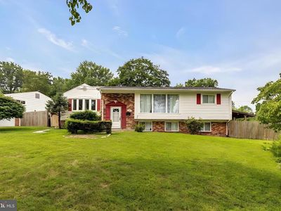 12812 Bushey Dr