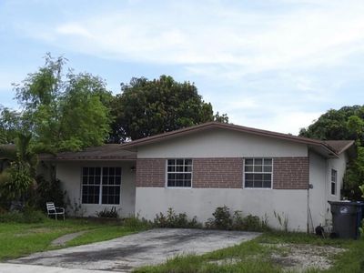 5620 SW 37TH Street