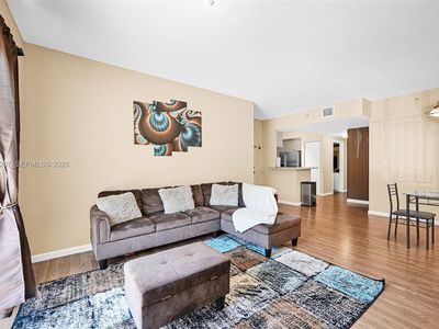 11040 SW 196th St APT 208