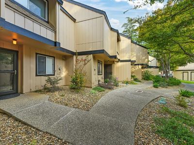 9118 Madison Green Ln APT 24