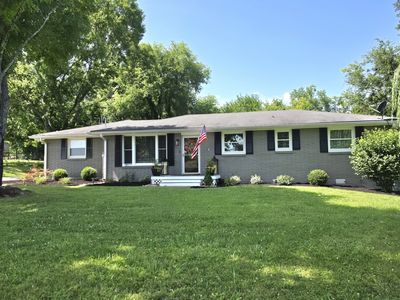Property at 210 Elnora Ct, Hendersonville, TN