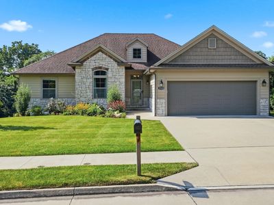 3908 Steinbrooke Ter