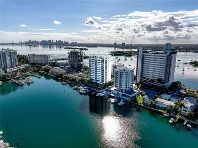 7929 West Dr APT 903