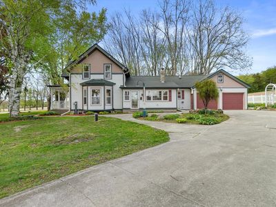 N5724 N Helenville ROAD