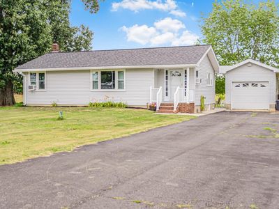 16 Garrison Rd