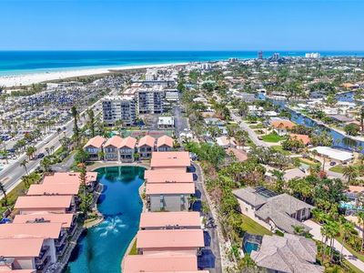 1113 Lake House Cir #C-110