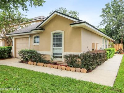 1585 VINELAND Circle #D