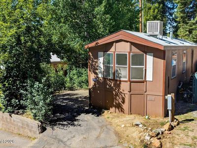 176 Crescent Dr