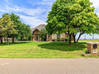 2250 Jackson Ln