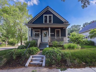 1162 Thomas Ave