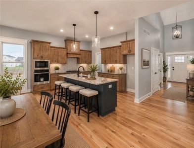6004 Apache Dr
