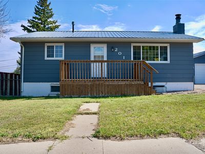 Property at 201 5th Ave NE, Cut Bank, MT