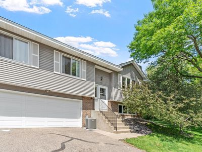 828 Sherwood Rd