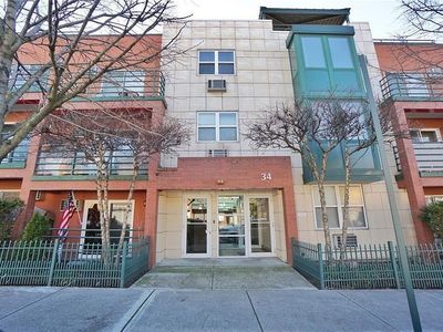 34 Bay Ridge Ave APT 1C